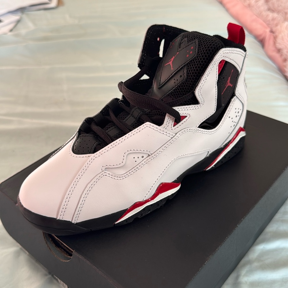 Jordan True Flight